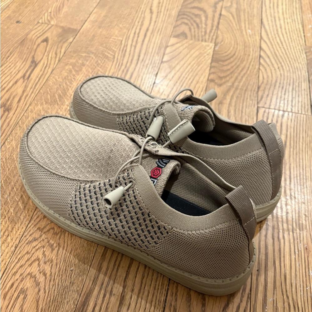 Larnmern steel toe work shoes men’s size 9.5
